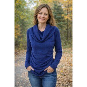 Amelie Boutik size Medium NEW Cowl Neck Navy Blue Sweater